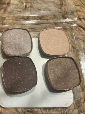 BareMinerals “the Truth” eyeshadow quad NWOB “Temp Sale!”
